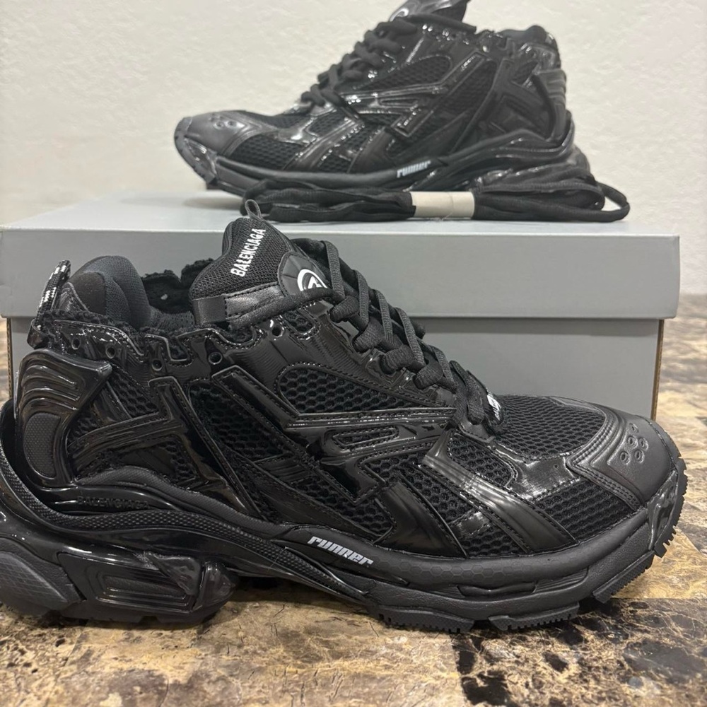 Balenciaga Men's Glossy Black Sneakers